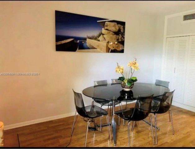 815 Middle River Drive 304, Fort Lauderdale, FL 33304