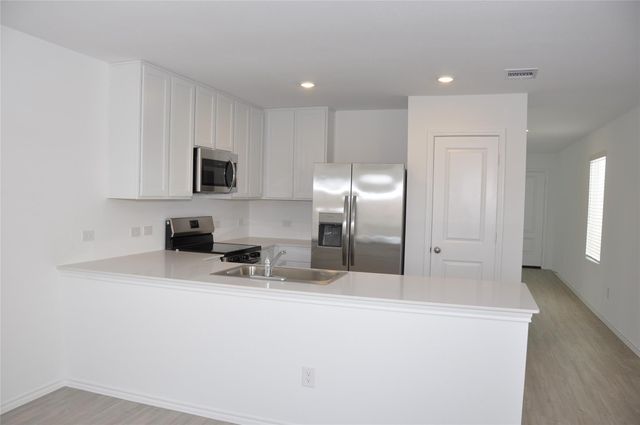 128 Hasty Heart CT, Jarrell, TX 76537