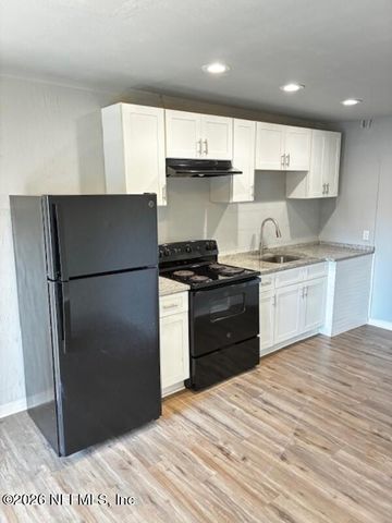 2150 INWOOD Terrace 7-0, Jacksonville, FL 32207