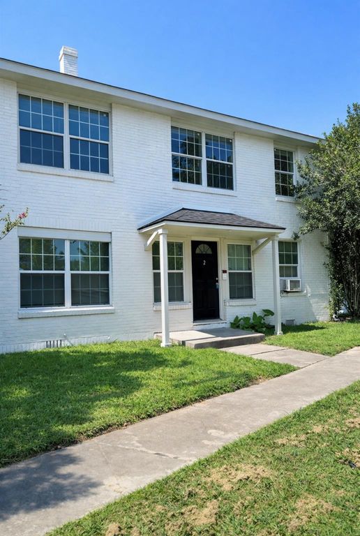 4202 Walker, Houston, TX 77023