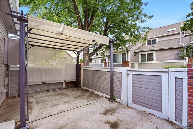 7522 S Monaco Way, Centennial, CO 80112