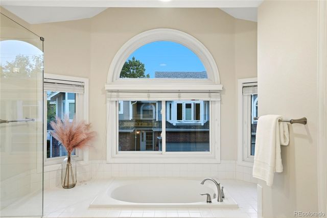 7522 S Monaco Way, Centennial, CO 80112