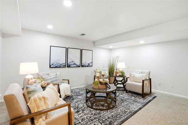 7522 S Monaco Way, Centennial, CO 80112