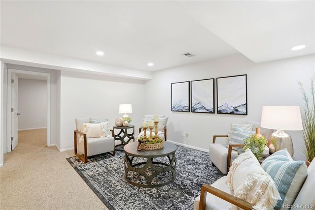 7522 S Monaco Way, Centennial, CO 80112