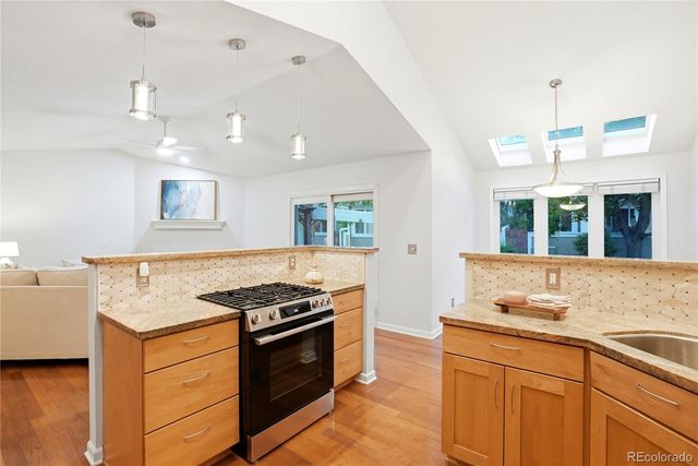 7522 S Monaco Way, Centennial, CO 80112