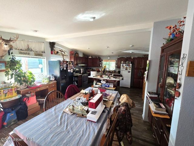 871 Foothill Dr, Athol, ID 83801