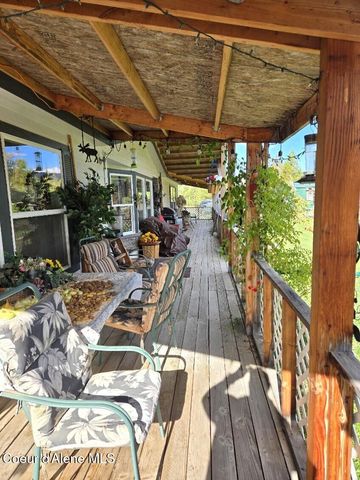 871 Foothill Dr, Athol, ID 83801