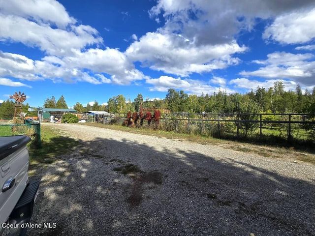 871 Foothill Dr, Athol, ID 83801