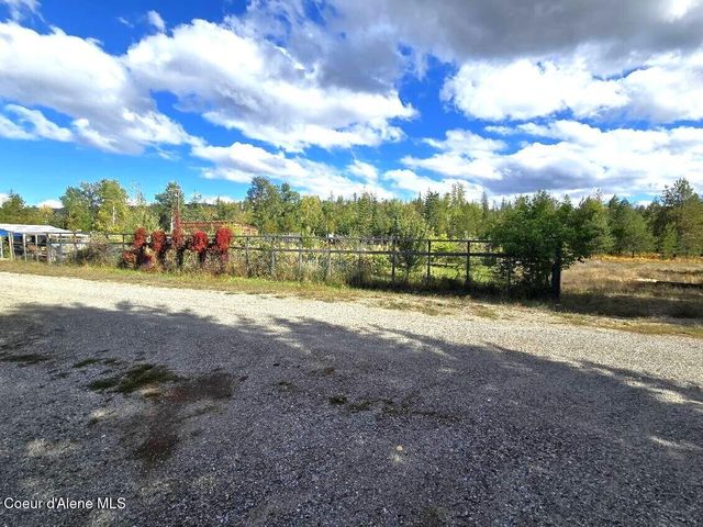 871 Foothill Dr, Athol, ID 83801