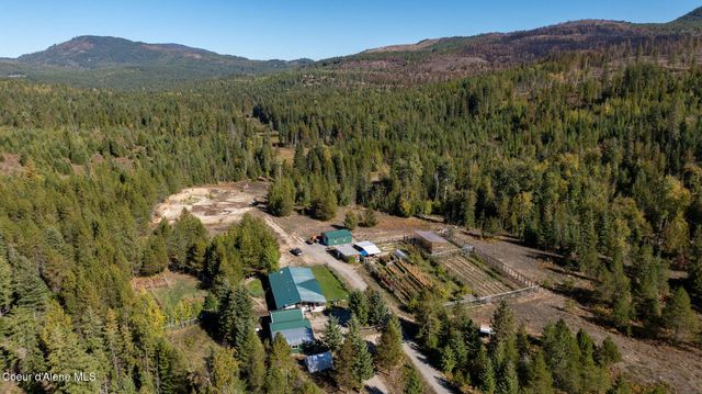 871 Foothill Dr, Athol, ID 83801