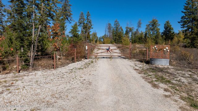 871 Foothill Dr, Athol, ID 83801