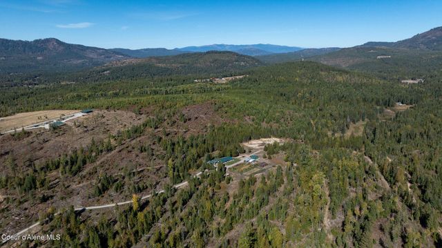 871 Foothill Dr, Athol, ID 83801