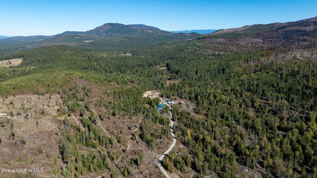 871 Foothill Dr, Athol, ID 83801