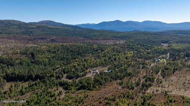 871 Foothill Dr, Athol, ID 83801