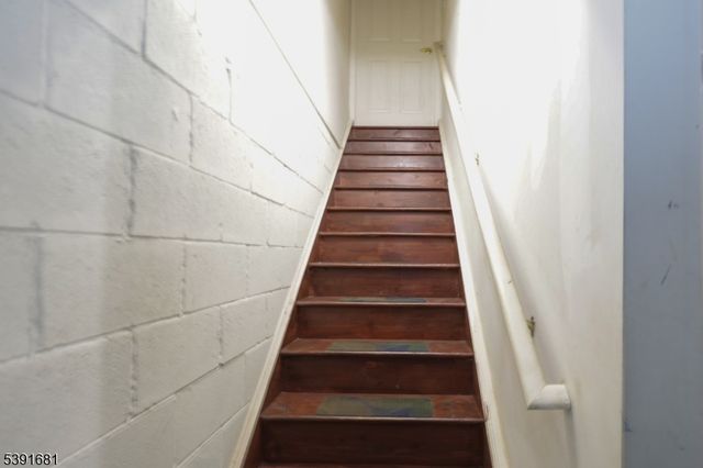 125 Adamecs Way 26, South Amboy City, NJ 08879