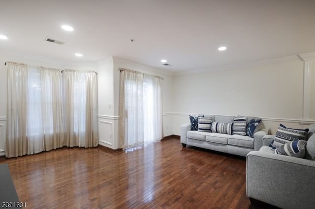 125 Adamecs Way 26, South Amboy City, NJ 08879