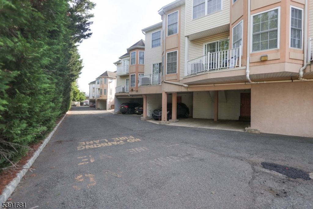 125 Adamecs Way 26, South Amboy City, NJ 08879 — photo 3