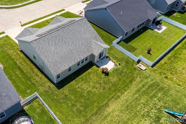 7053 Richmond Drive, Glen Carbon, IL 62034