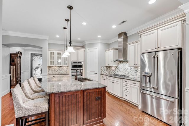 108 Heron Cove Drive, Mount Holly, NC 28120