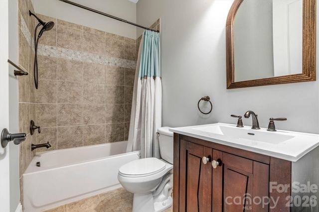 108 Heron Cove Drive, Mount Holly, NC 28120