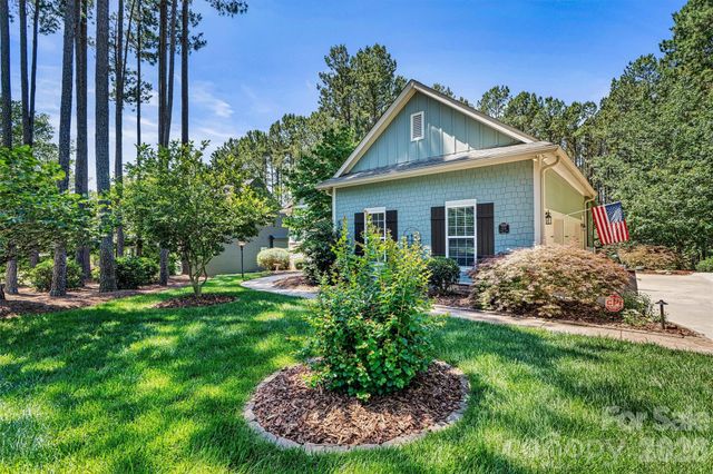 108 Heron Cove Drive, Mount Holly, NC 28120