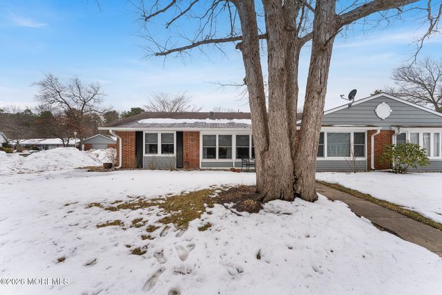 449A Cheshire Court, Lakewood, NJ 08701