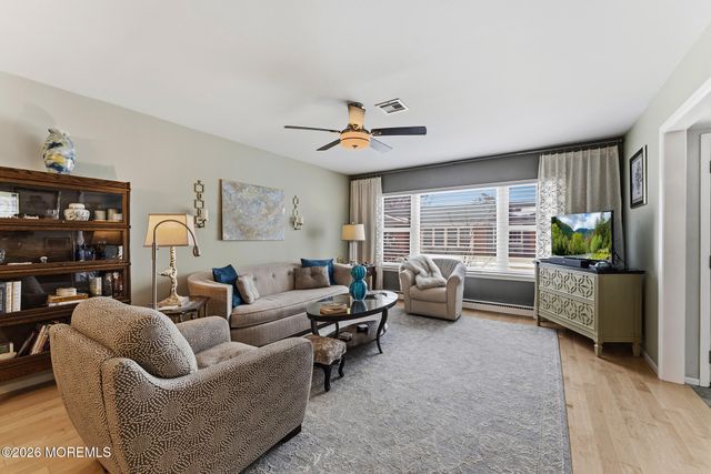 449A Cheshire Court, Lakewood, NJ 08701