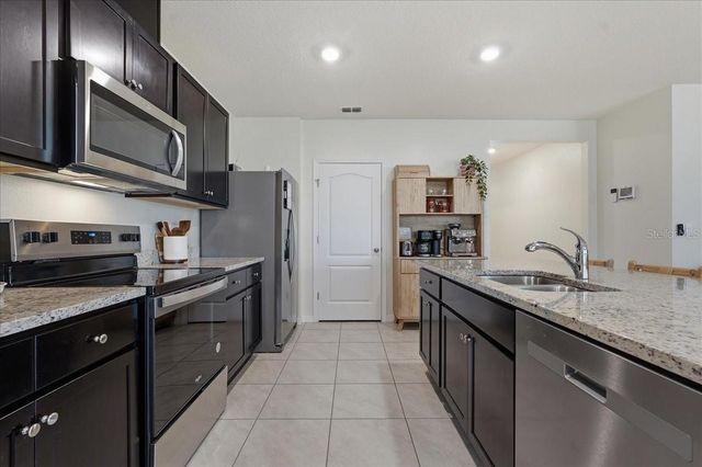 1113 GRIFFON AVE, Lake Alfred, FL 33850