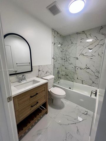 1860 NW 19th Street 203, Miami, FL 33125