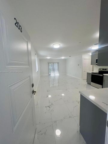 1860 NW 19th Street 203, Miami, FL 33125