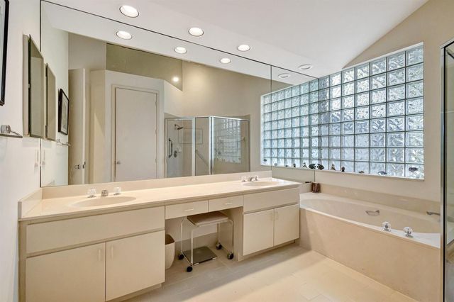 11917 Fountainside Circle, Boynton Beach, FL 33437