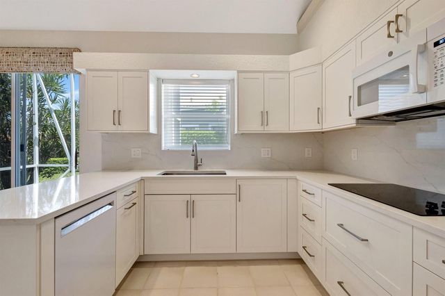 11917 Fountainside Circle, Boynton Beach, FL 33437