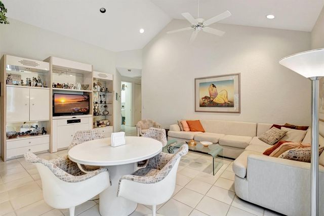 11917 Fountainside Circle, Boynton Beach, FL 33437