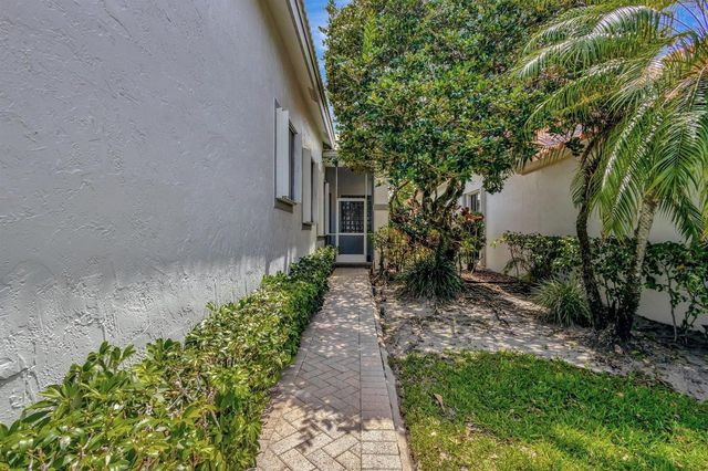 11917 Fountainside Circle, Boynton Beach, FL 33437