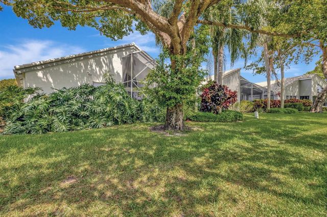 11917 Fountainside Circle, Boynton Beach, FL 33437
