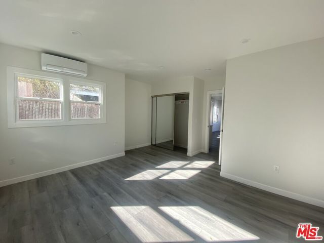 142 Douglas, Los Angeles, CA 90026