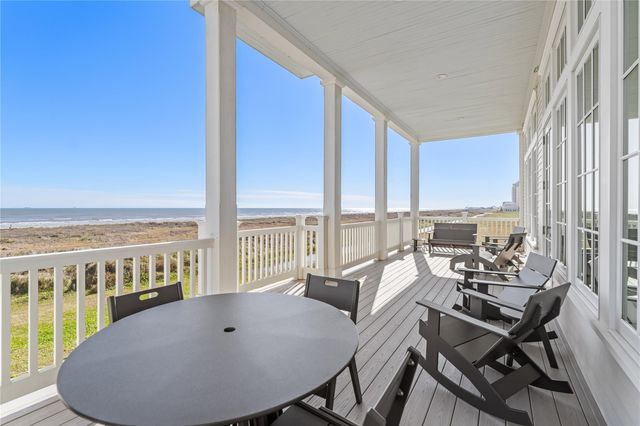 2409 E Seaside Drive, Galveston, TX 77550