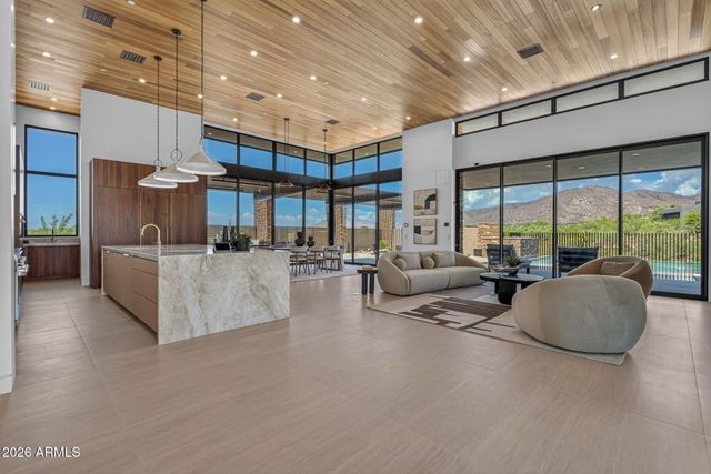 11409 E SALERO Drive, Scottsdale, AZ 85262