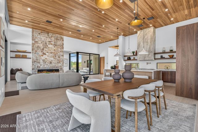 11409 E SALERO Drive, Scottsdale, AZ 85262