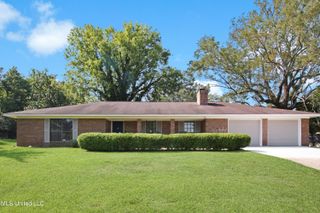 107 Angelia Lane, Clinton, MS 39056