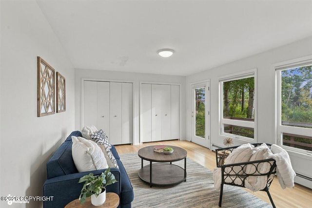 520 Oceanview Drive, Anchorage, AK 99515