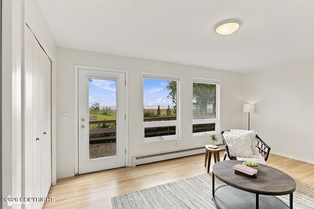 520 Oceanview Drive, Anchorage, AK 99515