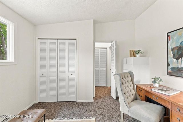 520 Oceanview Drive, Anchorage, AK 99515