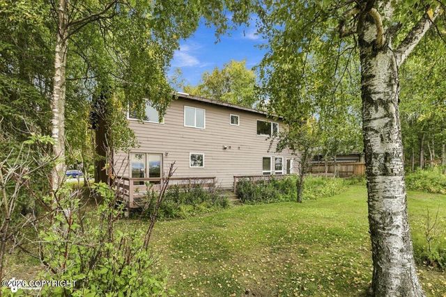 520 Oceanview Drive, Anchorage, AK 99515