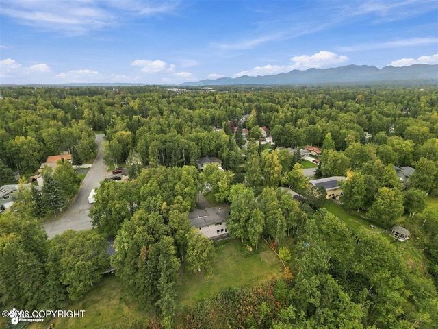 520 Oceanview Drive, Anchorage, AK 99515