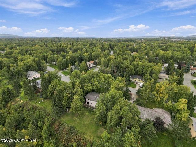 520 Oceanview Drive, Anchorage, AK 99515