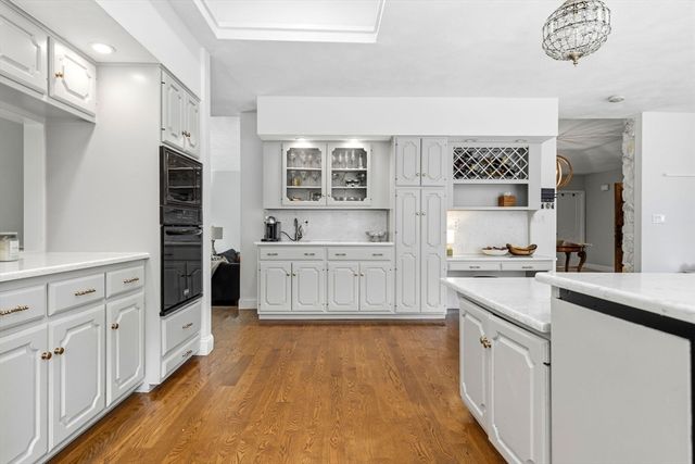 3 Driftwood Lane, Lynnfield, MA 01940
