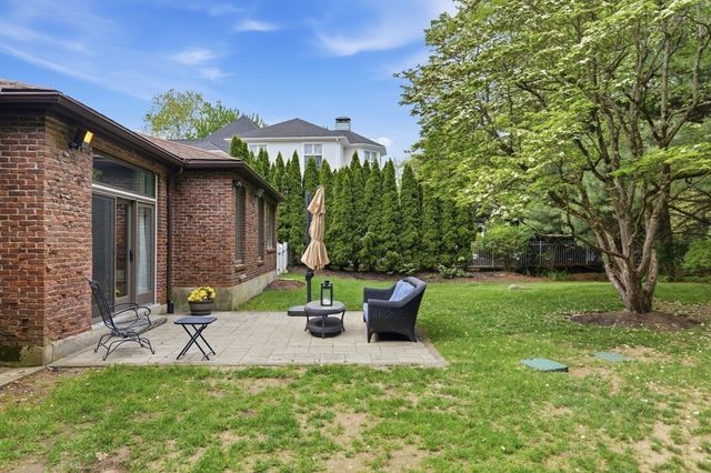 3 Driftwood Lane, Lynnfield, MA 01940