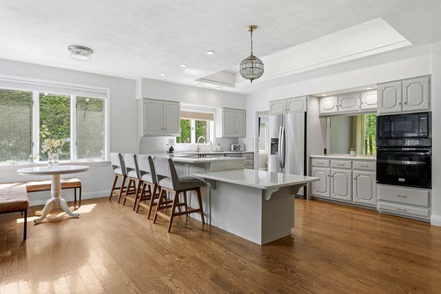 3 Driftwood Lane, Lynnfield, MA 01940