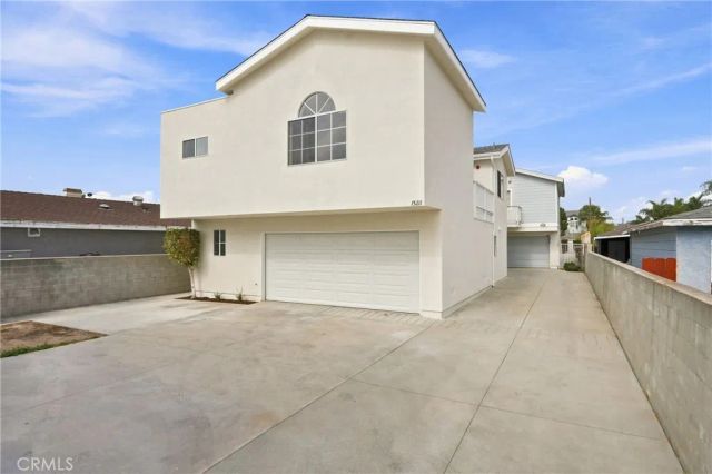 15211 Eastwood Avenue, Lawndale, CA 90260